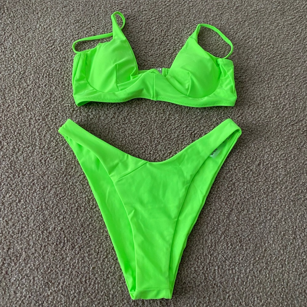 Brand new neon green shein bikini